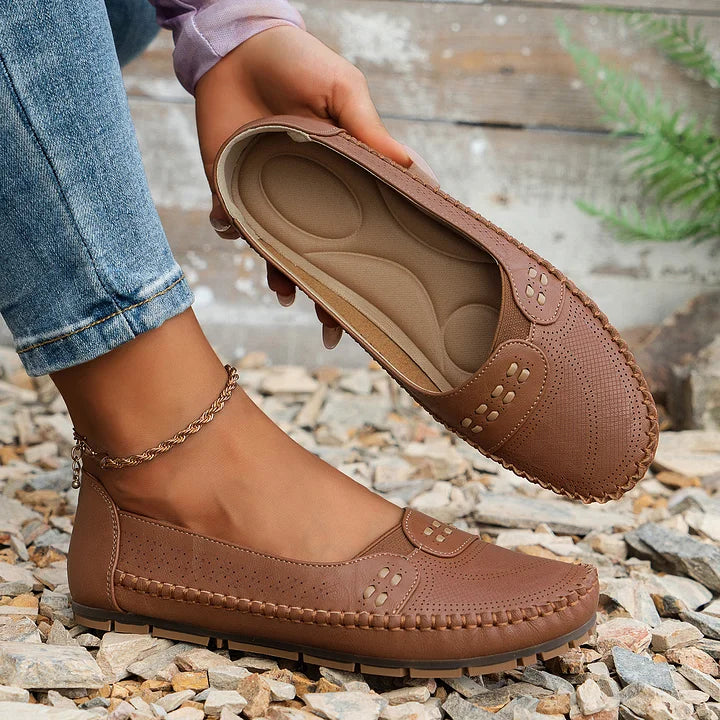 Lennox | Women's Flat Round Toe Slip-On Loafers