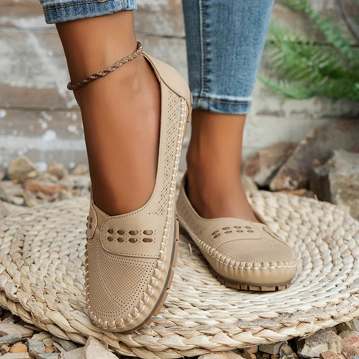 Lennox | Women's Flat Round Toe Slip-On Loafers