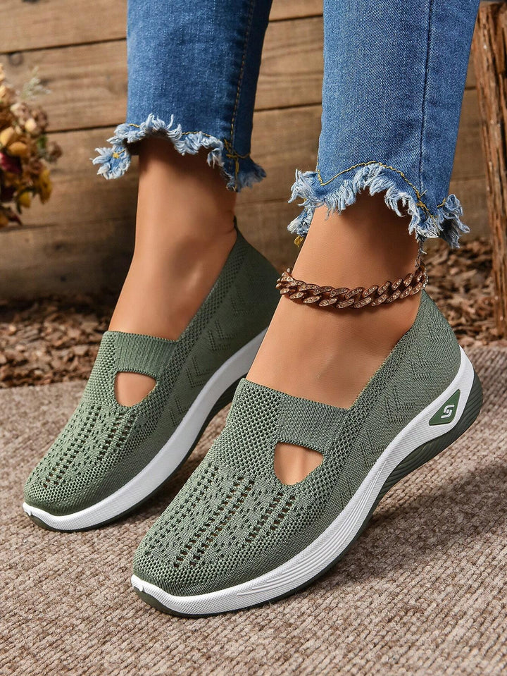 Aila | Women Lightweight Orthopedic Shoes