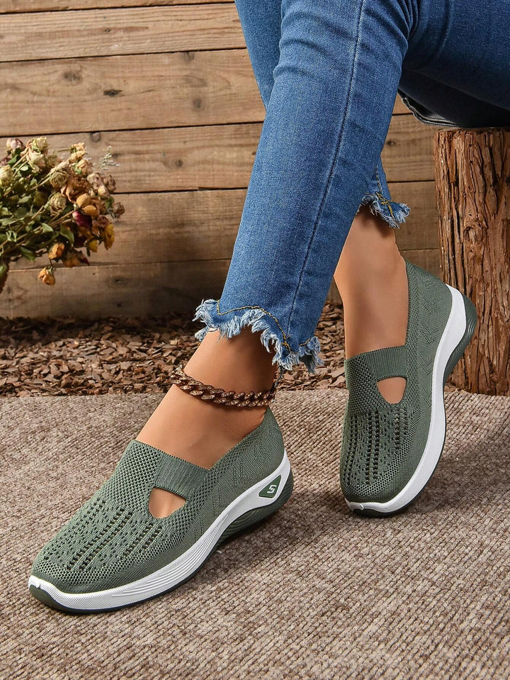 Aila | Women Lightweight Orthopedic Shoes