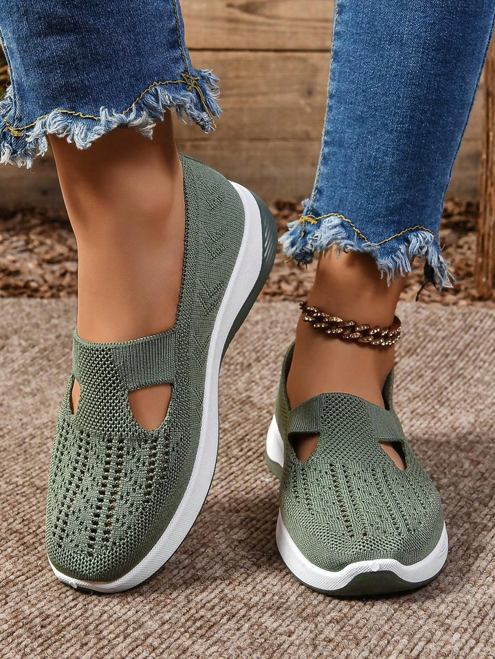Aila | Women Lightweight Orthopedic Shoes