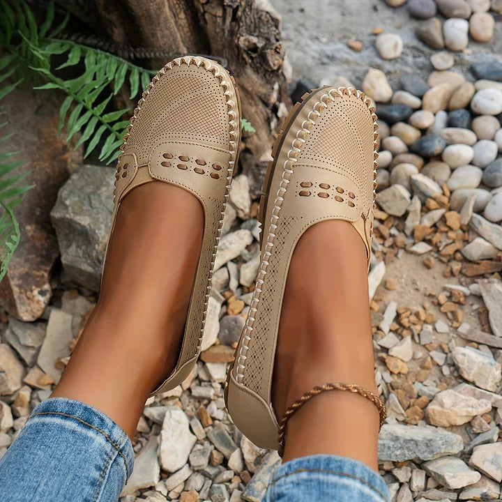 Lennox | Women's Flat Round Toe Slip-On Loafers