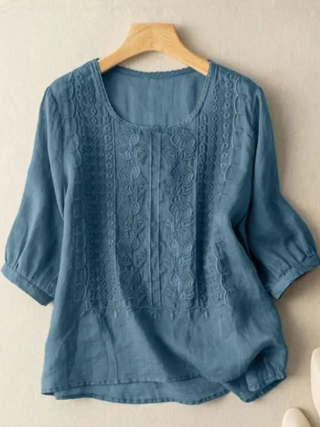 Isabella | Women Relaxed Embroidered Blouse