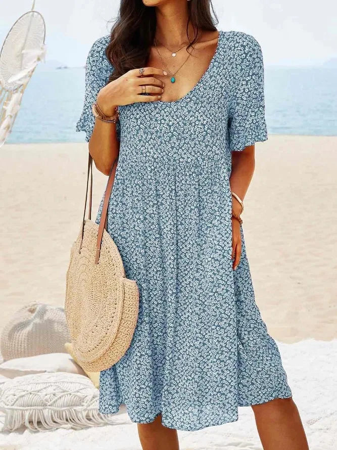 Daisy | Women's Ditsy Floral V-Neck Smock Dress