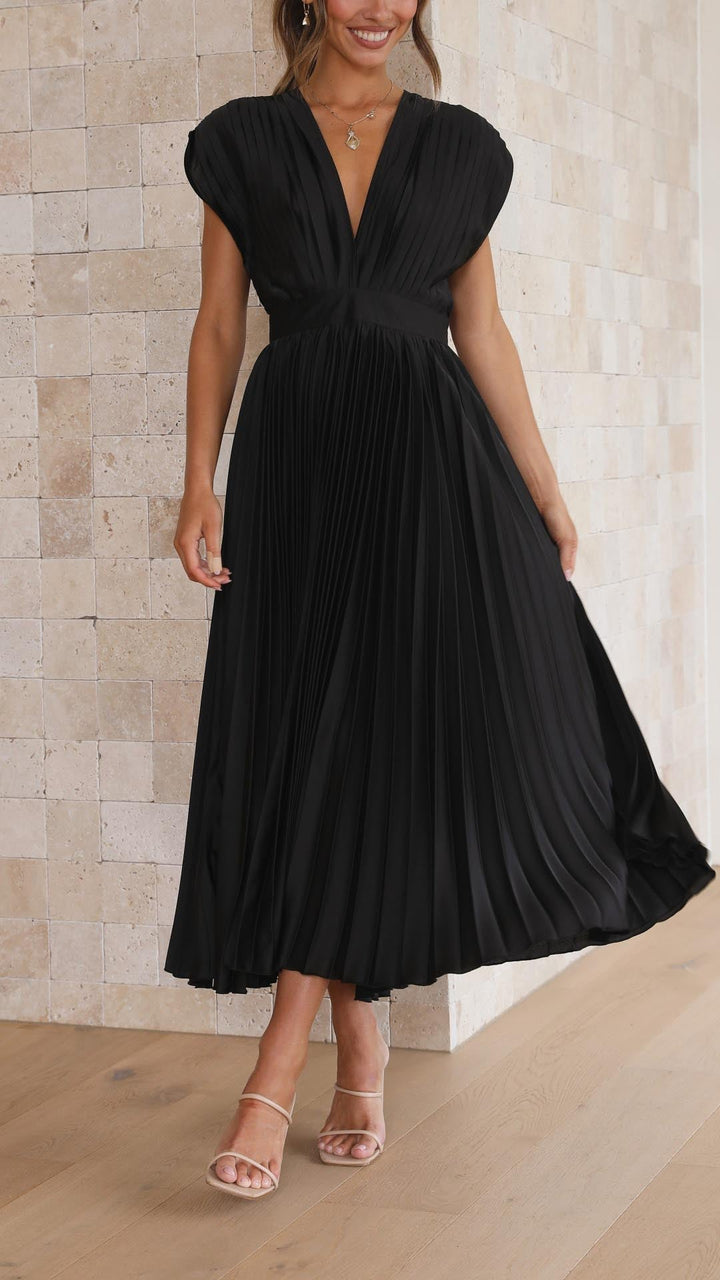 Selene | Women's Pleated V-Neck Maxi Dress