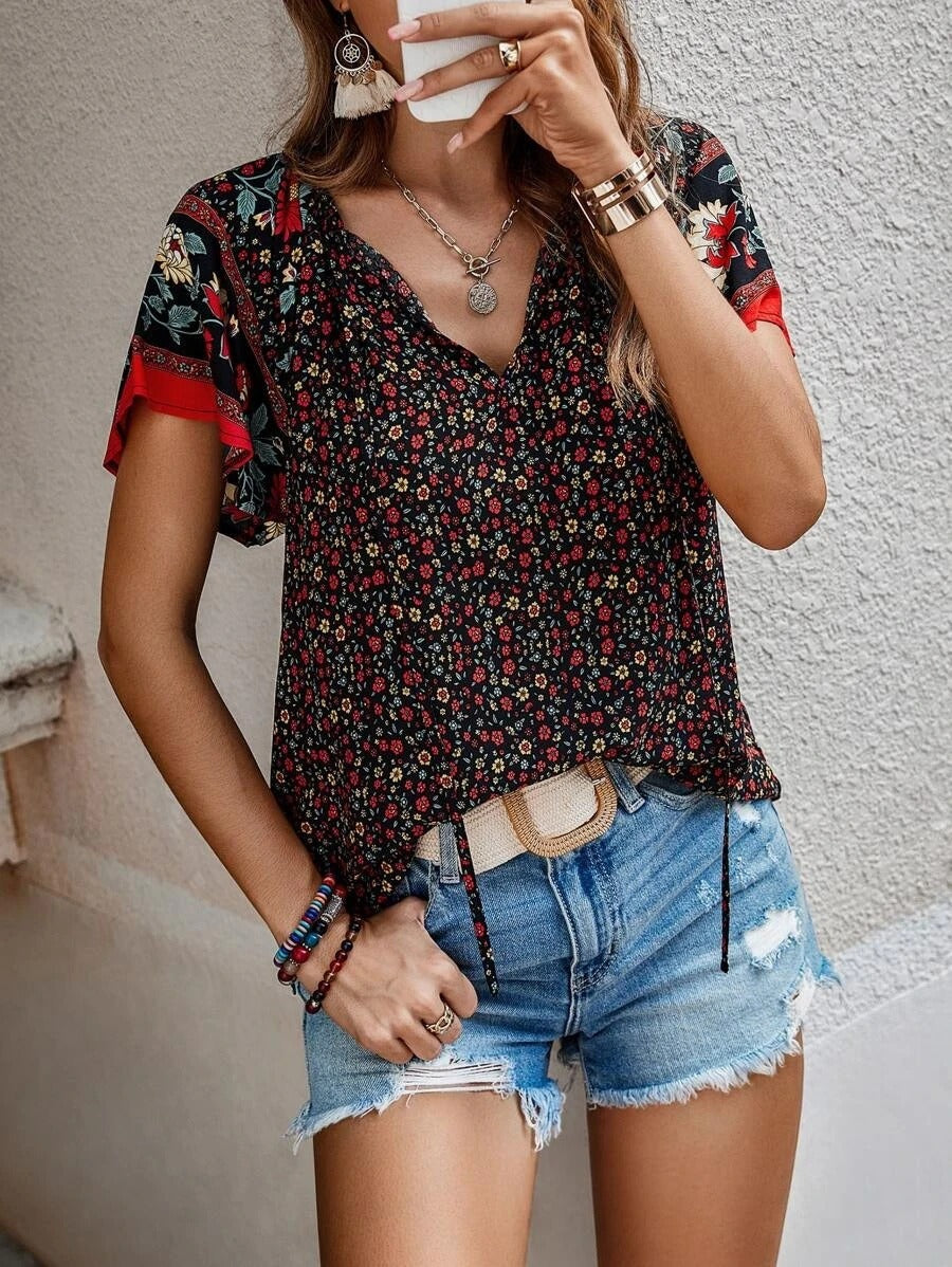Audrey | Women’s Floral V-Neck Casual Top