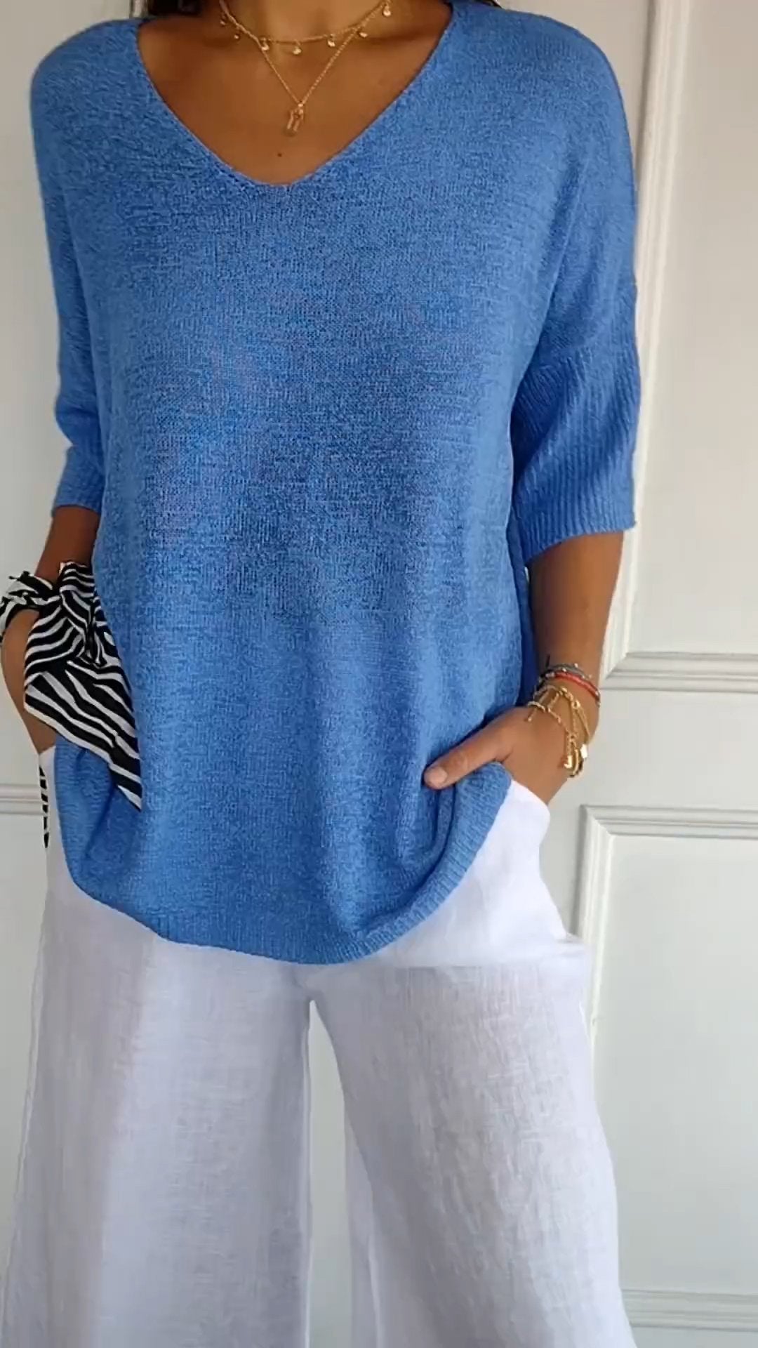 Jill | Women’s Timeless V-Neck Top